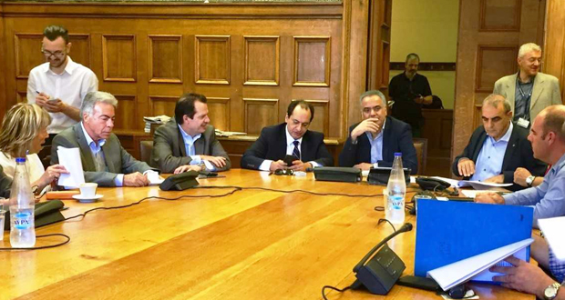 Δηλώσεις Υπουργών μετά τη σύσκεψη για την Μάνδρα