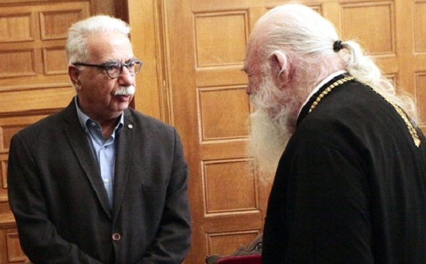Γαβρόγλου: Δεν θα υπάρξει αλλαγή στο εργασιακό και μισθολογικό καθεστώς των ιερέων (βίντεο)