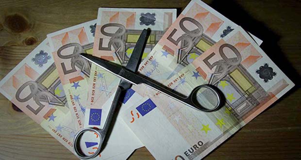 Νέο «χαράτσι» έρχεται για τους ελεύθερους επαγγελματίες, αγρότες και αυτοαπασχολούμενους