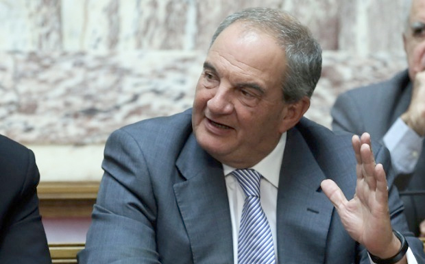 Ο Κώστας Καραμανλής αδειάζει τον Σημίτη, που ήταν έτοιμος να τα δώσει όλα