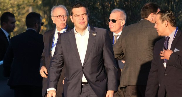 Αλ. Τσίπρας για ενδεχόμενη αποχώρηση Καμμένου: «Όχι παιδιά, μην ανησυχείτε, πού να πάει!»