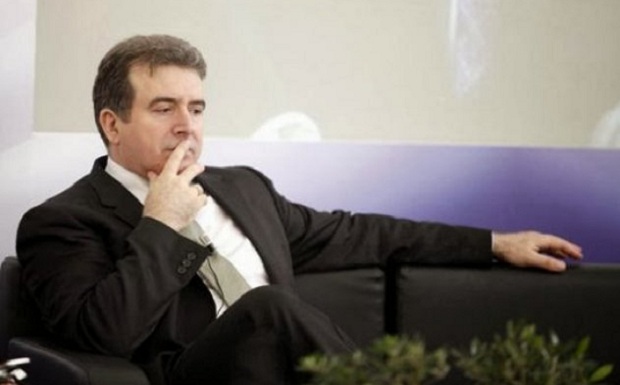 Μετακομίζει;