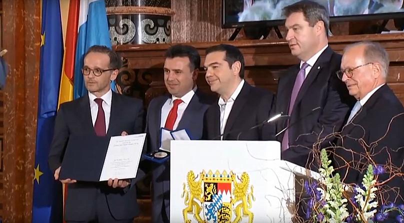 Αλ. Τσίπρας: «Αυτό το βραβείο δεν ανήκει σε μας αλλά ανήκει στους λαούς μας και στο μέλλον των λαών μας»