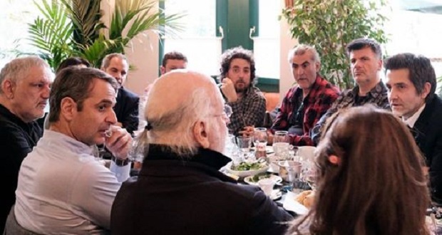 Ο Φ. Δεληβοριάς στον 105,5 Στο Κόκκινο: Μας ενημέρωσαν για διορθωτική δήλωση Μητσοτάκη, περιμένουμε ανασκευή του «συμβολικού ποσού» και στήριξη στην ΕΥΕΔ με το όνομά της