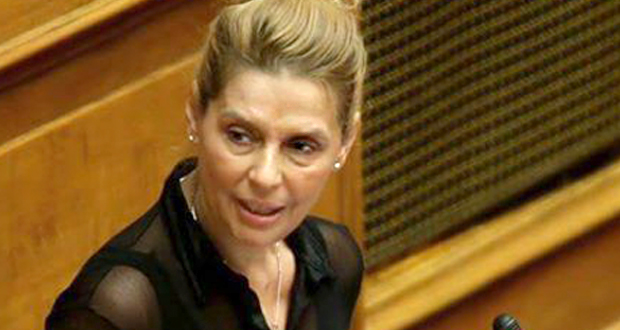 Λυτούς και δεμένους έχει βάλει η Κ. Παπακώστα…