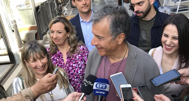 Στ. Θεοδωράκης: Αν Τσίπρας και Μητσοτάκης βγουν ενισχυμένοι, η ζωή μας θα είναι ένας συνεχής εμφύλιος