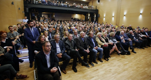 Συνεχίζει την πιλοτική λειτουργία του το Δημοτικό Ελεύθερο Ανοικτό Πανεπιστήμιο Γλυφάδας