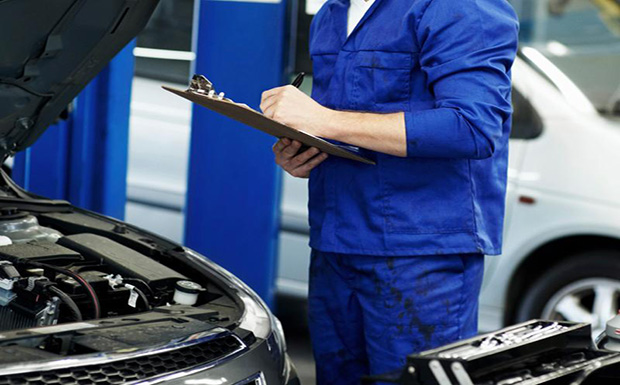 Πόσα πλήρωνε το 2015 ο ελεύθερος επαγγελματίας και πόσα το 2018