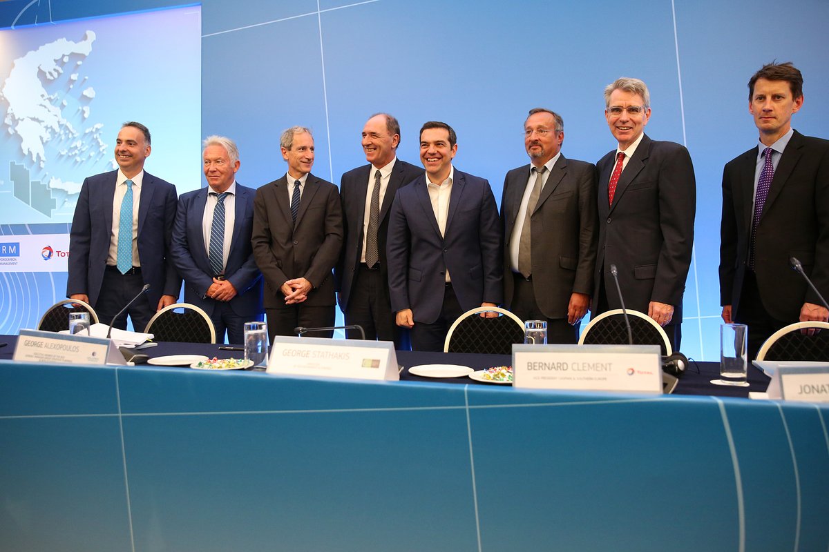 Έπεσαν οι υπογραφές για τους υδρογονάνθρακες της Κρήτης