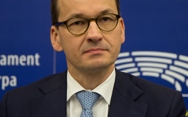 Μας βάζει τα γυαλιά και η Πολωνία! Τι μέτρα εξήγγειλε ο πρωθυπουργός για κρατήσει τους νέους στη χώρα