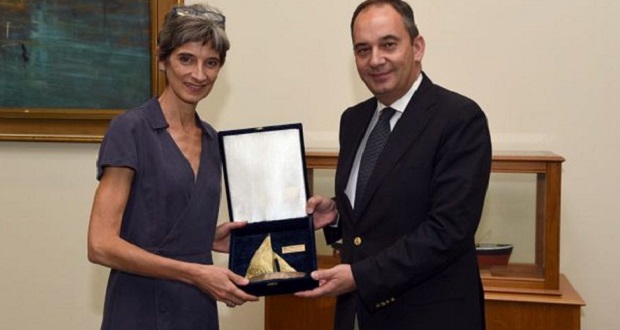 Συνάντηση της Πρεσβευτού της Μ. Βρετανίας Kate Smith CMG με τον Υπουργό Ναυτιλίας και Νησιωτικής Πολιτικής κ. Ιωάννη Πλακιωτάκη