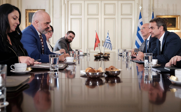 Σε θετικό κλίμα η συνάντηση Μητσοτάκη – Ράμα