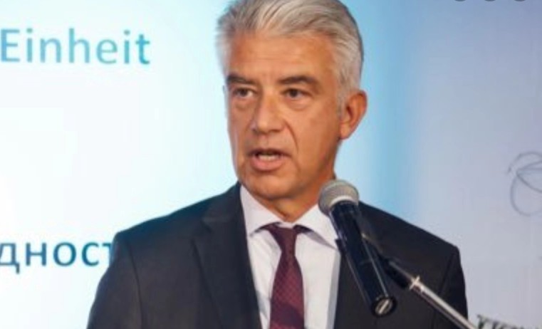 Δεν κάνει πίσω η Γερμανία για το υπερπλεόνασμα!
