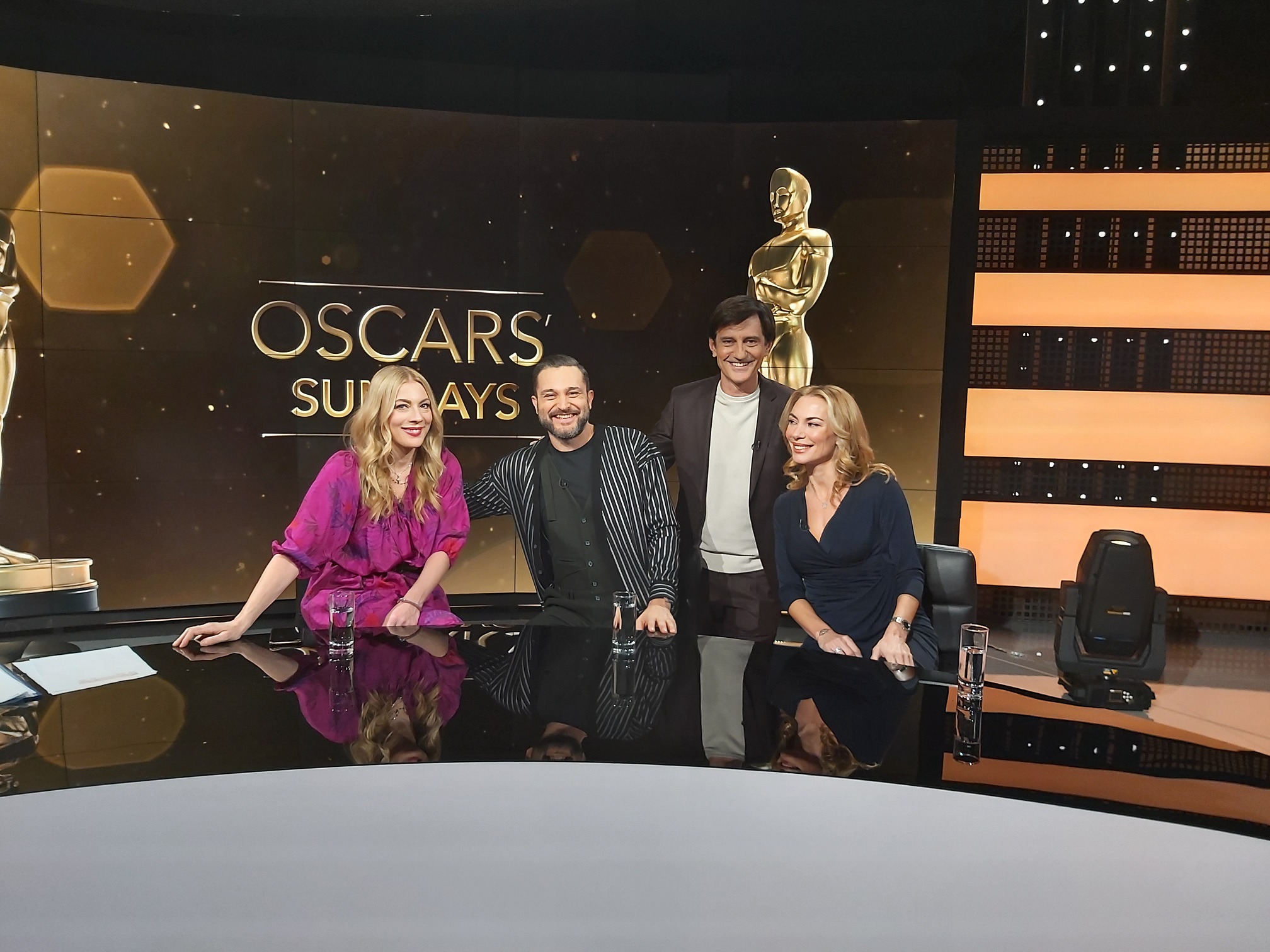 COSMOTE TV: Ακόμα ένα “OSCARS’ Sundays” με τον Θ. Κουτσογιαννόπουλο και νέες σεζόν για Project Blue Book και The Bold Type