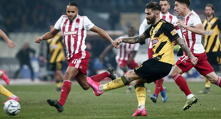 ΑΕΚ – Ολυμπιακός στο 0-0 σε ενα αδιάφορο παιχνίδι