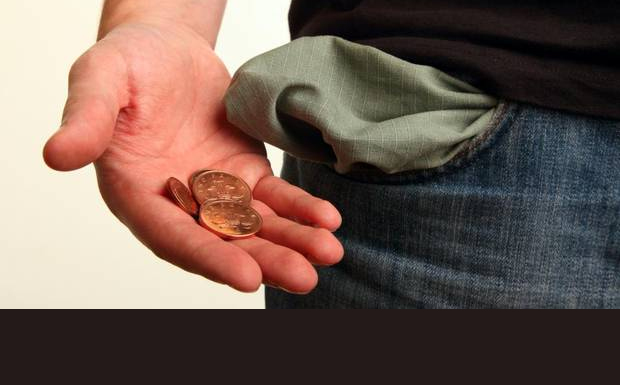 Το 35,6% των νοικοκυριών δεν μπορεί να πληρώσει ρεύμα, νερό, τηλέφωνο και θέρμανση!