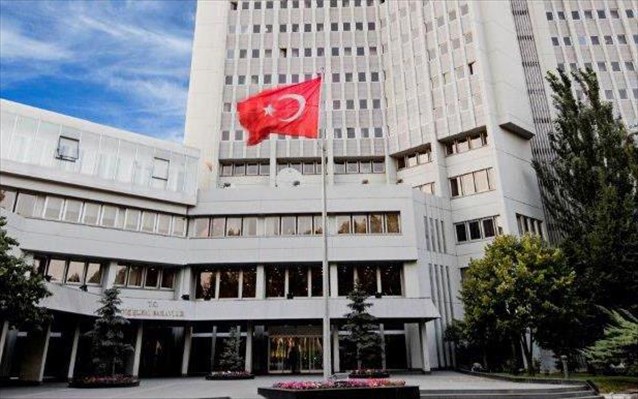 Τρία απανωτά χτυπήματα για την Τουρκία