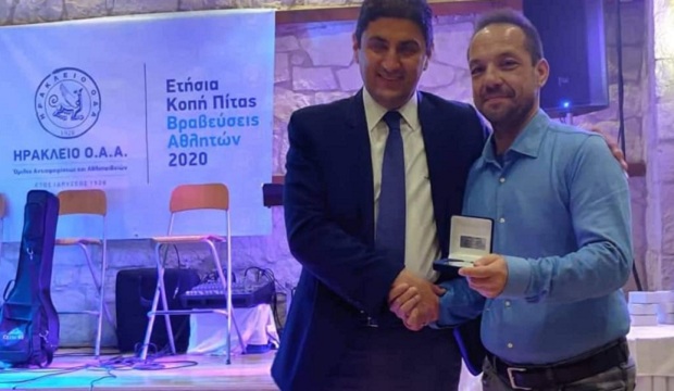 Τιμητική διάκριση για τον Μάριο Μαρκόπουλο από τον Ηράκλειο Ο.Α.Α.