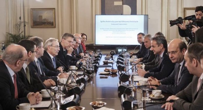 Υπουργικό Συμβούλιο: 10 νομοθετικές-κυβερνητικές πρωτοβουλίες στη σημερινή συνεδρίαση στο Μέγαρο Μαξίμου