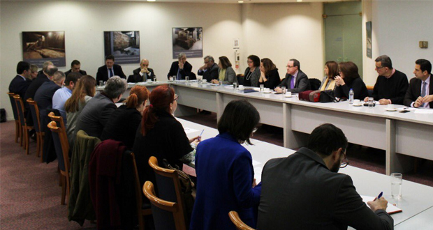 Διυπουργική Σύσκεψη ενόψει της Ελληνικής Προεδρίας του Συμβουλίου της Ευρώπης υπό τον Μ. Βαρβιτσιώτη