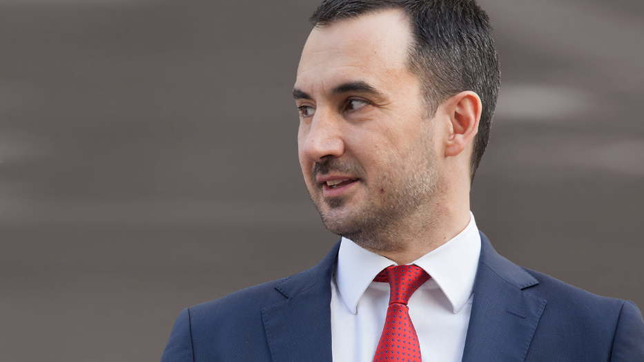 Αλ. Χαρίτσης: Η υπέρμετρη ενίσχυση της Ουκρανίας είναι επιζήμια για την αμυντική θωράκιση της χώρας μας – Οι Ελληνίδες και οι Έλληνες αποκλείονται από το δικαίωμα στις διακοπές
