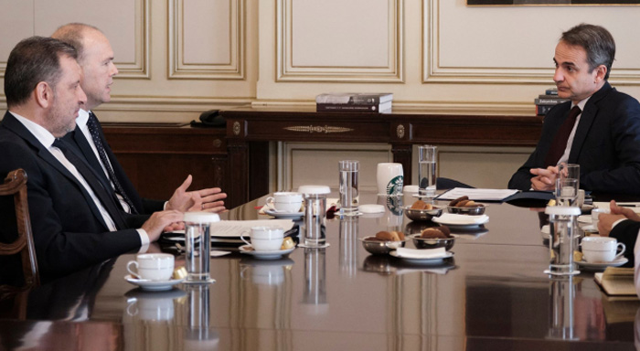 Συνάντηση του Κυρ. Μητσοτάκη με τον Διευθύνοντα Σύμβουλο του Ομίλου Vodafone Nick Read
