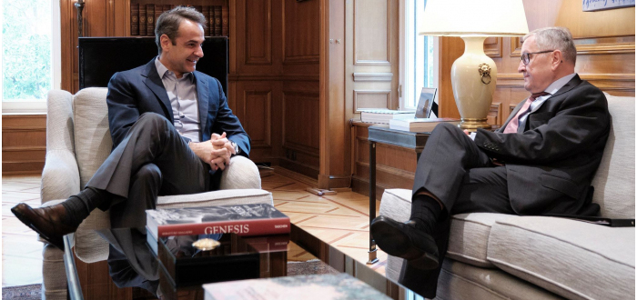 Συνάντηση του πρωθυπουργού με τον επικεφαλής του ΕSM, Κλάους Ρέγκλινγκ