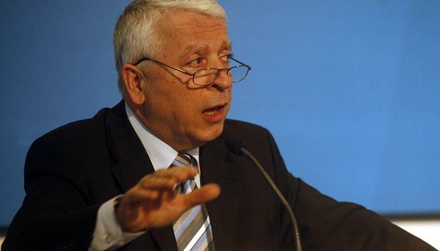 Το Πολεμικό Ναυτικό μπλόκαρε τις ροές προσφύγων – Ο περιφερειάρχης Β. Αιγαίου Κ. Μουτζούρης ανησυχεί για τη διασπορά του ιού στα Κέντρα