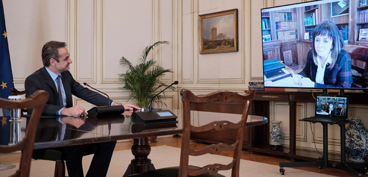 Τηλεδιάσκεψη Μητσοτάκη – Σακελλαροπούλου: «Να επιμείνουμε ώστε ο Μάιος να είναι καλύτερος από τον Απρίλιο» – «Είναι δύσκολο το στοίχημα»