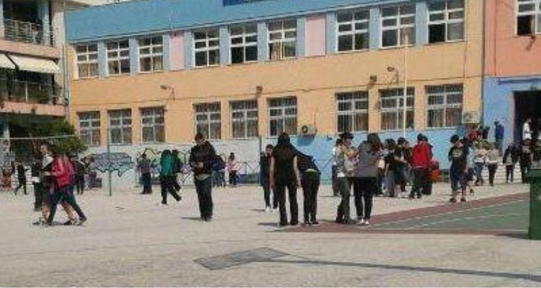 Μόνο τα παιδιά δεν φταίνε…