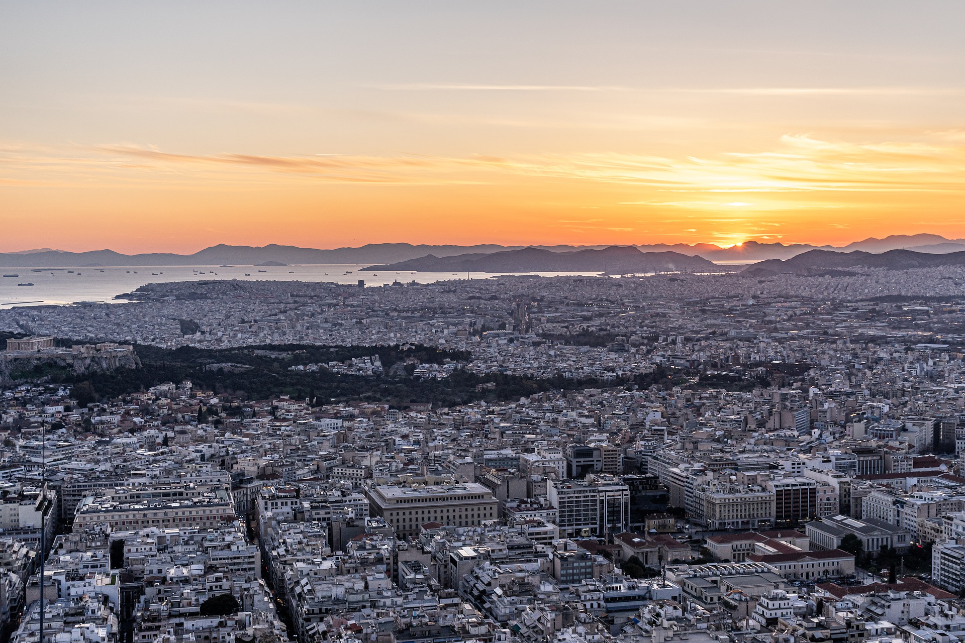 Τα «κοράκια» θέλουν εξαιρέσεις…
