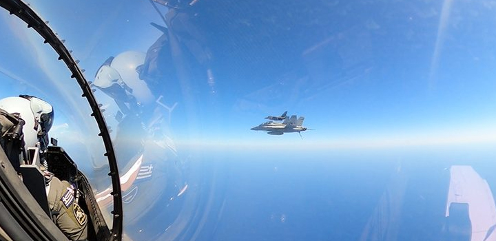 Συνεκπαίδευση των ΕΔ με τo Αεροπλανοφόρο USS Dwight D. Eisenhower (video)