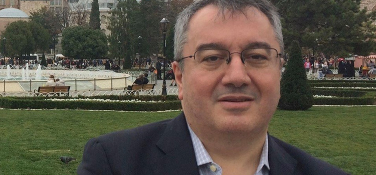 Μόσιαλος: Θα έχουν πρόβλημα οι μη εμβολιασμένοι αν επικρατήσει η ινδική παραλλαγή του κορονοϊού