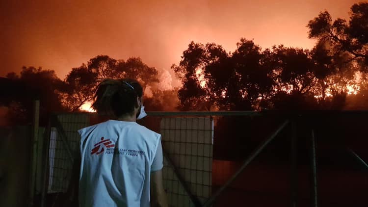 Σε κατάσταση έκτακτης ανάγκης η Λέσβος για 4 μήνες – Κυβερνητικό κλιμάκιο στη Μόρια