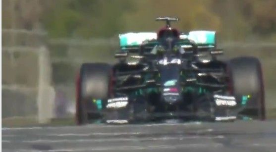 Formula 1: Μπότας στην pole, 1-2 η Mercedes στο Grand Prix του Άιφελ (video)