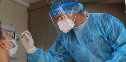 Χ. Θεοχάρης στον ΠΟΤ: Πρόταση για διεθνή εφαρμογή rapid test για τον Covid-19