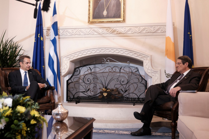 Συνάντηση Αναστασιάδη-Μητσοτάκη: Στο επίκεντρο οι τουρκικές προκλήσεις