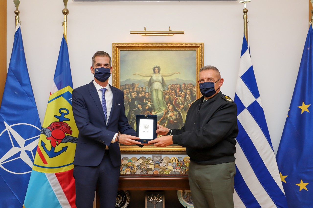 Δήμος Αθηναίων και ΓΕΕΘΑ μαζι στην ανακύκλωση και την προστασία του περιβάλλοντος