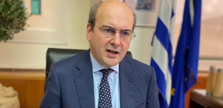 Κ. Χατζηδάκης προς τράπεζες και παρόχους POS: Εξετάστε τη μείωση προμηθειών