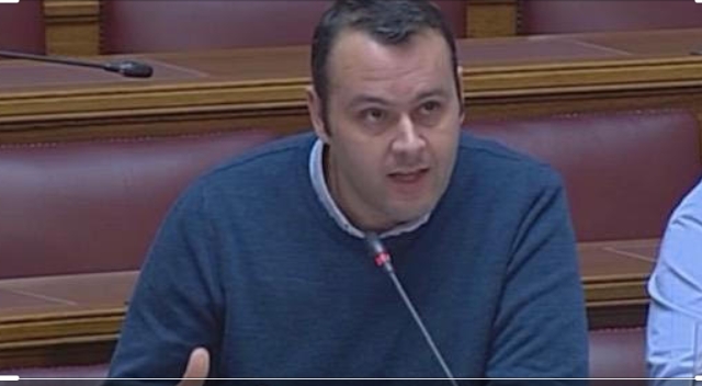 Χριστούγεννα χωρίς οικογένεια – Του Σπ. Καρακίτσου