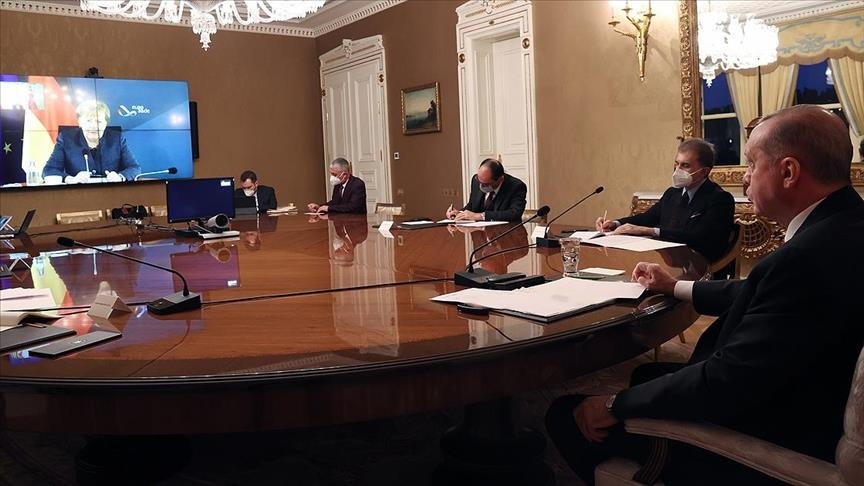 Τις ευρωτουρκικές και τις διμερείς σχέσεις συζήτησαν Ερντογάν και Μέρκελ