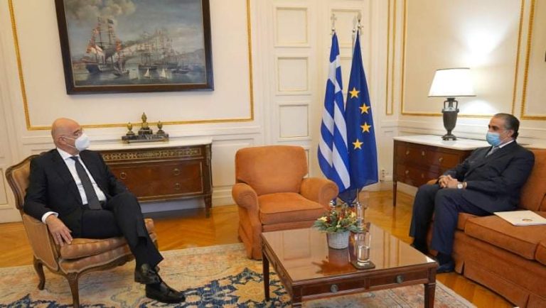 Με τον Πρέσβη του Κατάρ συναντήθηκε ο Ν. Δένδιας