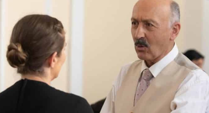 «Αγριες Μέλισσες»: Ο Νέστορας κάνει την απόλυτη πράξη αυτοθυσίας για να σώσει την Ελένη – Τι θα δούμε αυτή την εβδομάδα