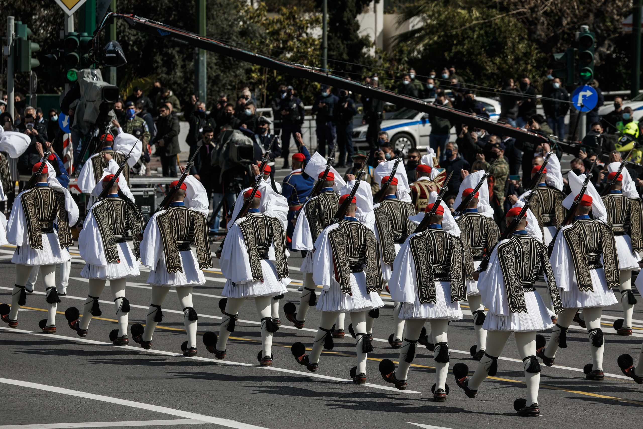 25η Μαρτίου: Στις 11:00 η μεγάλη στρατιωτική παρέλαση στο Σύνταγμα – Αναλυτικά το πρόγραμμα των εκδηλώσεων