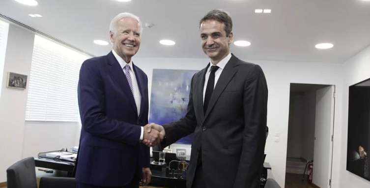 Την 25η Μαρτίου η πρώτη τηλεφωνική επικοινωνία Μπάιντεν -Μητσοτάκη