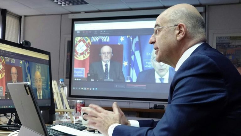 Δένδιας: Να παραμείνουν στο τραπέζι οι κυρώσεις για Τουρκία ως εργαλείο αποτροπής νέων παρανομιών