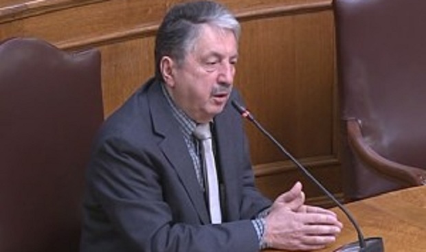 Σωτήρης Γκλαβάς στο “Π”: Ανεξεταστέα παιδεία ή «παιδεία ψυχής»;