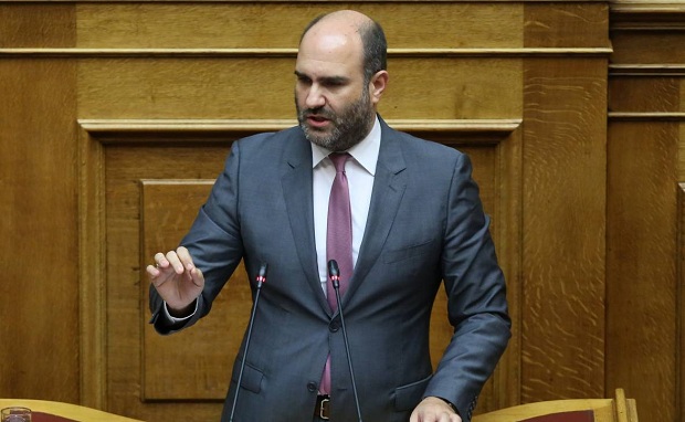 Δημ. Μαρκόπουλος στο “Π”: Ο πραγματικός αντίπαλος