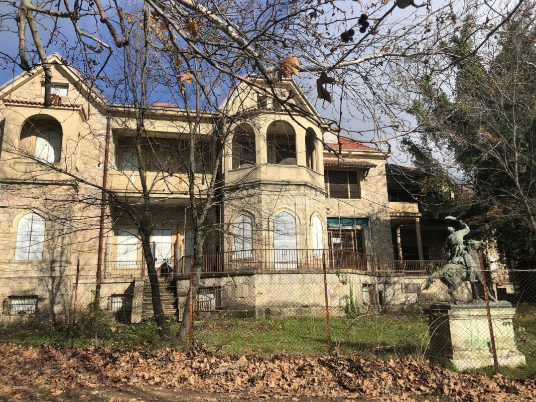 «Πράσινο φως» από το ΚΣΝΜ στην οριστική μελέτη αποκατάστασης του ανακτόρου, στο τέως βασιλικό κτήμα Τατοΐου