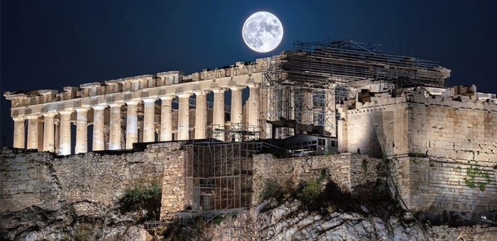 Τριπλή διεθνής διάκριση για τον νέο φωτισμό της Ακρόπολης